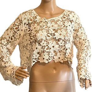 Women's Lacy Crop Top Size M